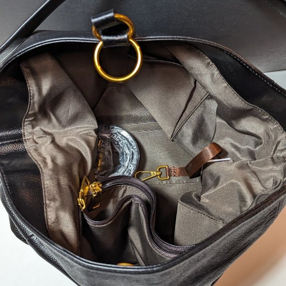 Black Cluci Women's Purse - Picture 2 of 7